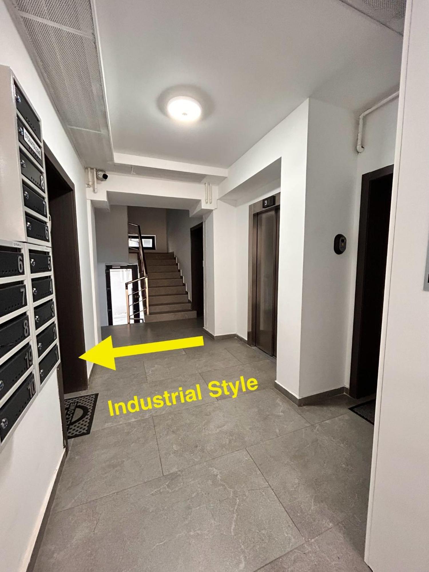 Industrial Style Apartment Bucureşti Ngoại thất bức ảnh